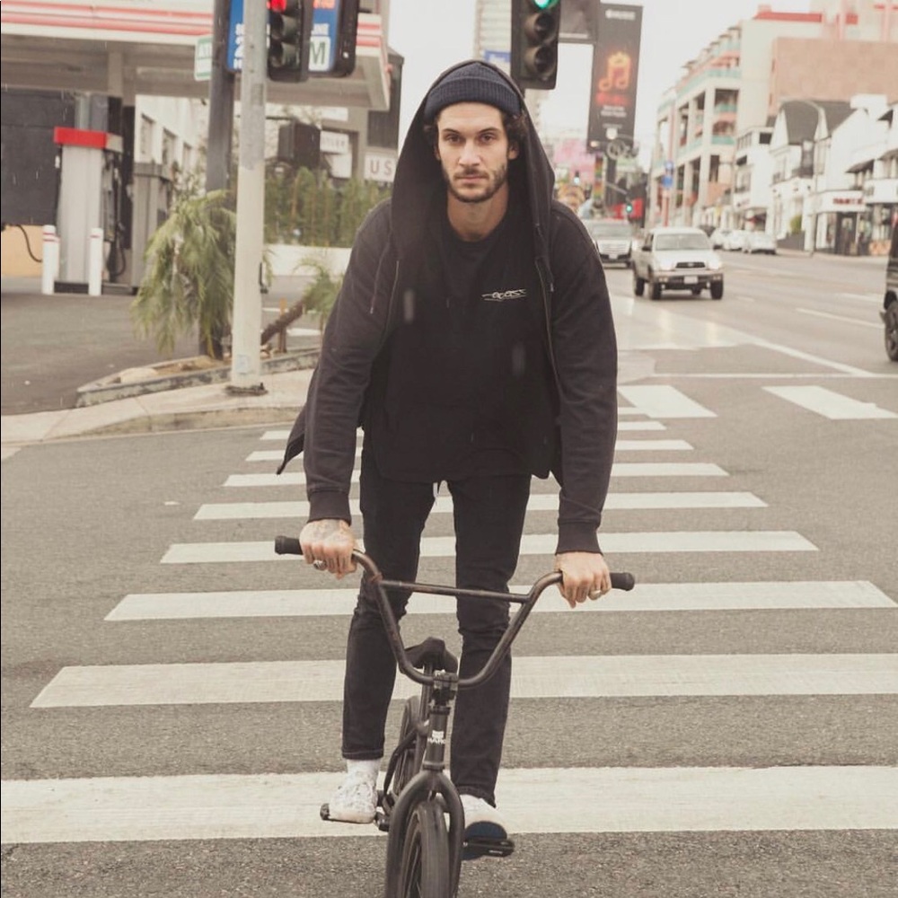 Meet your Posher, Mitchell